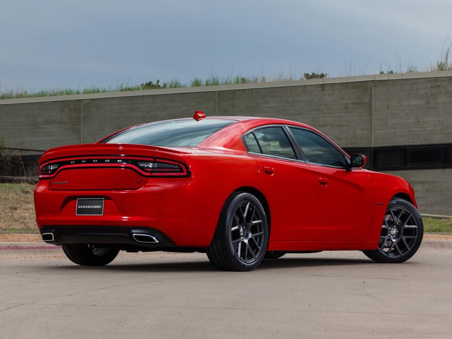  Dodge Charger R/T 2015 года  (фото 8 из 61)